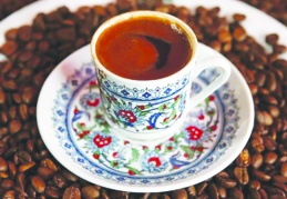 Günde üç fincan kahve yaşam süresini uzatıyor Günde üç fincan kahve yaşam süresini uzatıyor