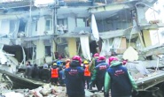 Depremde 53 bin kişi öldü, belediyeler hiçbir hesap vermedi