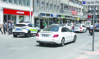 Enflasyon hedefi ile resmi harç ve  vergi zamları birbiri ile uyuşmuyor