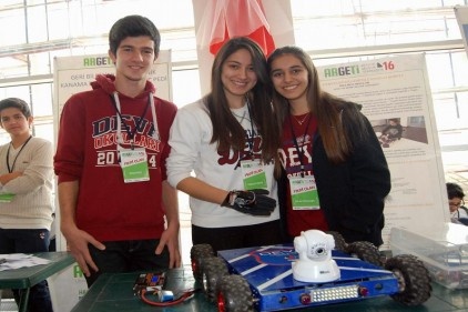 4 lise öğrencisi, engelli robot arabası yaptı