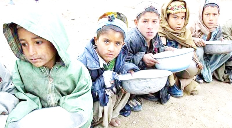 10 milyon çocuk aç, aileler kıtlığın eşiğinde