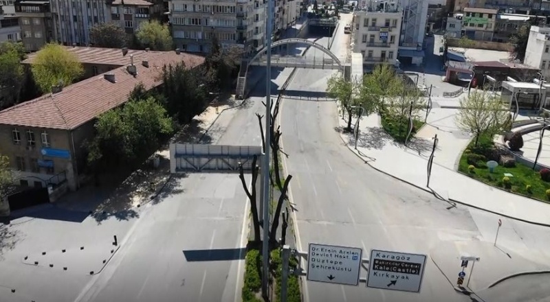 Gaziantep’te yoğun caddeler ve mesire alanları boş kaldı