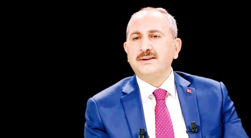 Adalet Bakanı Abdulhamit Gül'den 'Hak-Yol' ve 'Menzil' yanıtı