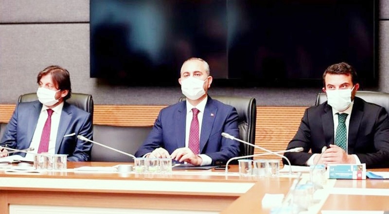 Adalet Bakanı Gül: En iyi reform uygulamadır