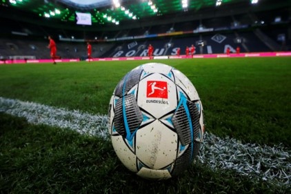 Almanya’da futbol ligleri 30 Nisan’a kadar ertelendi