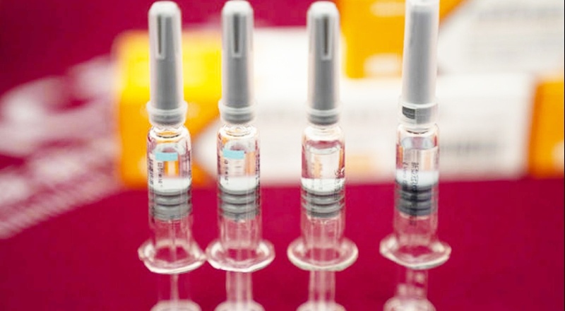 "Aşı 4 aşamada ve riskli gruplara göre yapılacak"