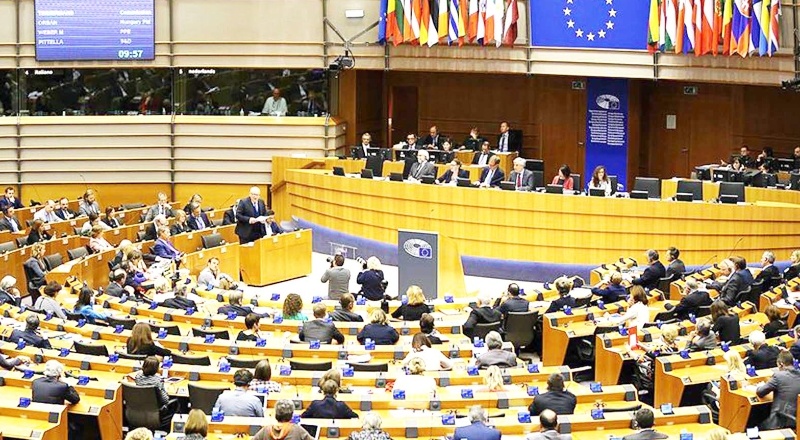 Avrupa Parlamentosu: Demirtaş ve tüm siyasi tutuklular bırakılsın