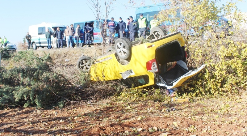 Bahçeye uçan taksinin şoförü hayatını kaybetti