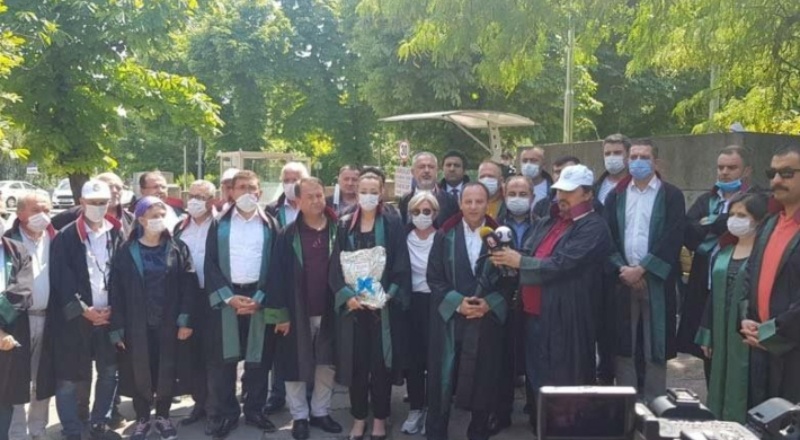 Barolar, çoklu baro teklifine karşı eylemlere devam edecek; CHP, Anayasa Mahkemesi'ne taşıyacak