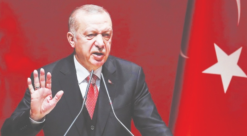 Bloomberg: Türk Lirası, Erdoğan'ın baş döndüren politikalarının kurbanı oldu