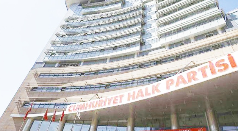 CHP MYK’de taciz iddiaları ele alındı