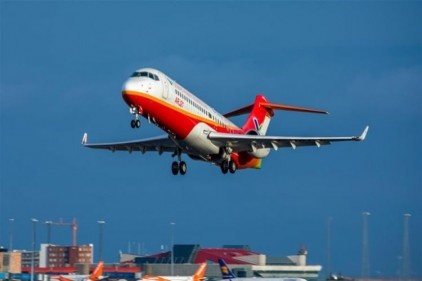 Çin yapımı ARJ21 uçakları 10 bin saat güvenli şekilde uçtu