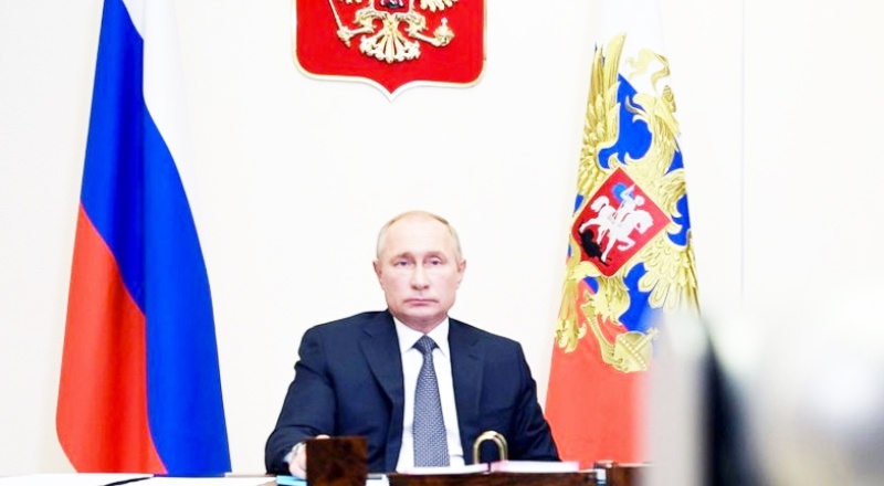 Duma, Putin'e ömür boyu dokunulmazlık verecek tasarıyı geçirdi