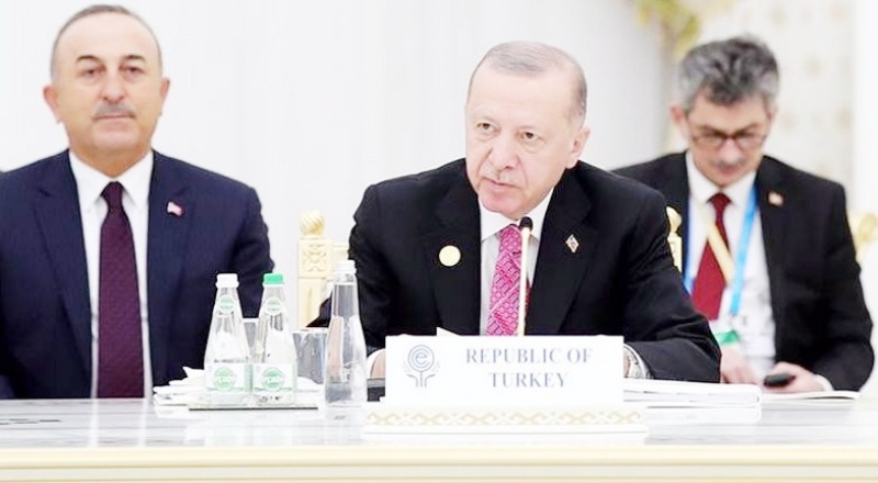 Erdoğan: Afgan ekonomisini ayağa kaldırmak lazım