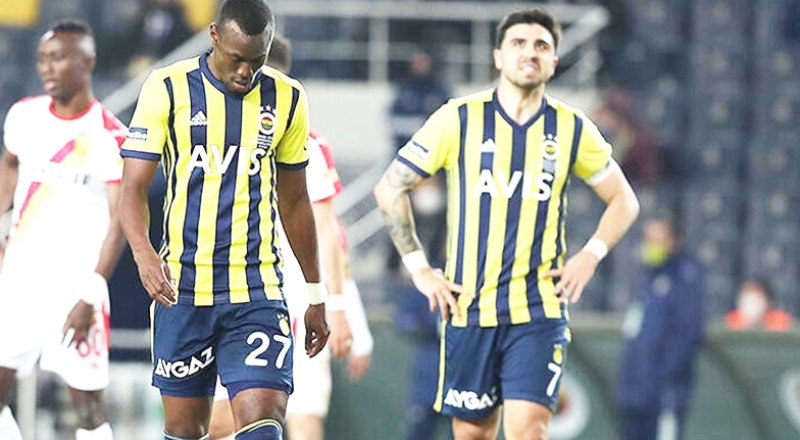 Fenerbahçe, bir yılda yüzde 50 geriledi