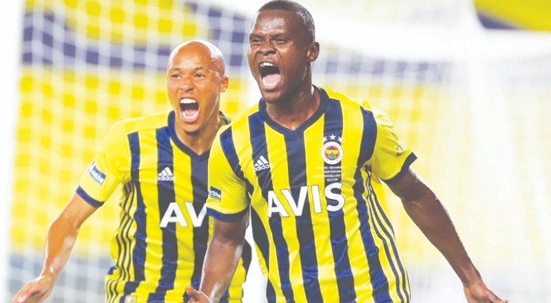 Fenerbahçe'de 10 milyon euro ödenerek alınan 3 isme neşter vuruldu