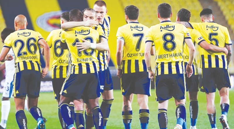 Fenerbahçeli futbolculara Avrupa kıskacı; 10 yıldıza teklif var