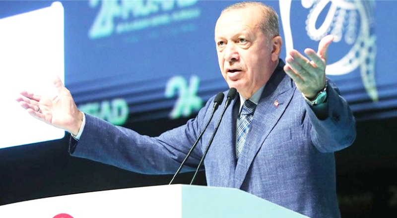 Financial Times'tan Türkiye analizi: Erdoğan konuştu, dolar rekor kırdı