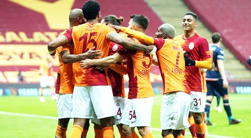 Galatasaray'da futbolculara ayrılan bütçe azaltılıyor