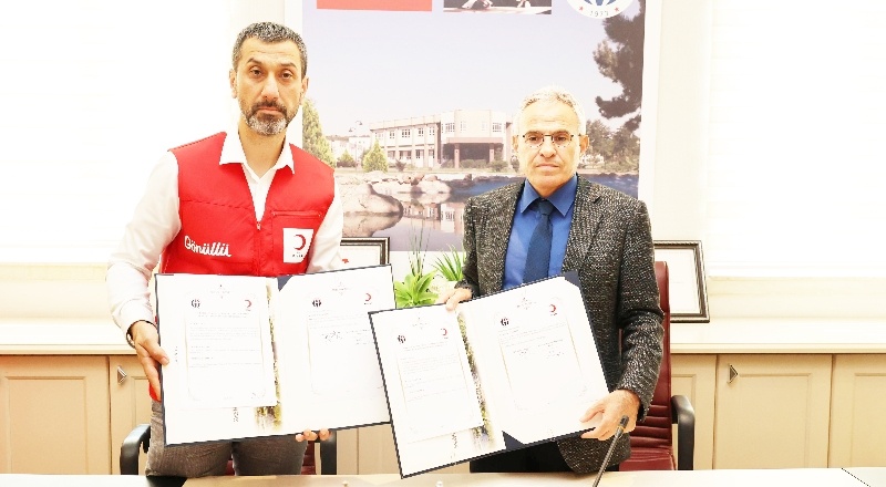GAÜN ve Türk Kızılay Derneği arasında işbirliği protokolü imzalandı