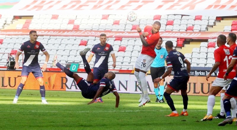 Gaziantep FK, beraberlikle döndü 1-1