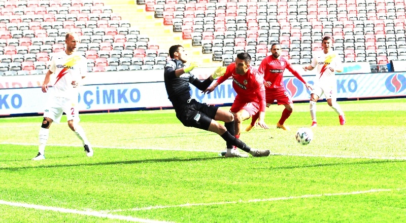 Gaziantep FK, Yeni Malatyaspor ile berabere kaldı 2-2