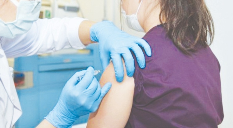 Hastaneler gece saat 24’e kadar aşı randevusu verecek
