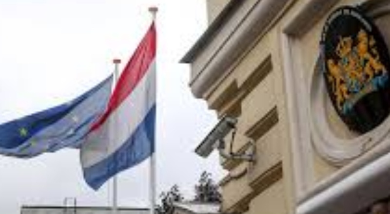 Hollanda, "casusluk yaptığı" gerekçesiyle 2 Rus diplomatı sınır dışı ediyor