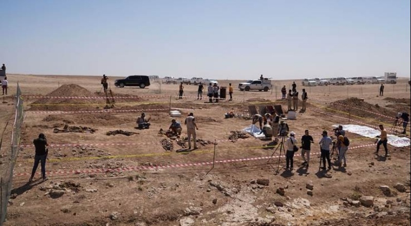 Irak'ın Musul vilayetinde IŞİD kurbanı 500 cesedin yeraldığı toplu mezar bulundu