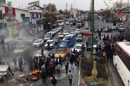 İran'daki protestolarda 208 kişi öldü