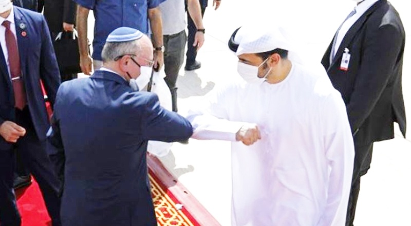 İsrail, Birleşik Arap Emirlikleri'nde büyükelçilik açtı