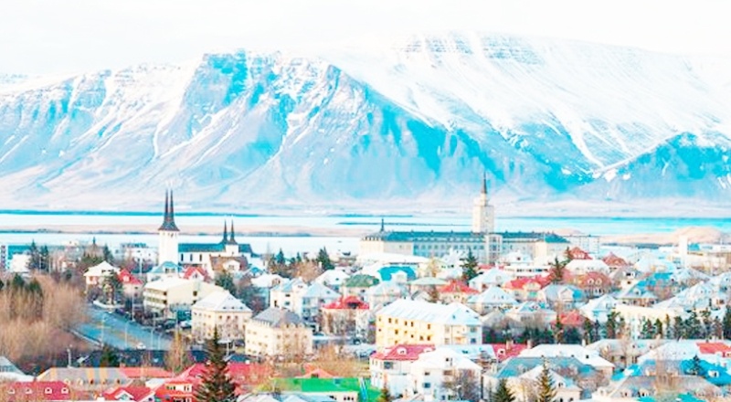 İzlanda'da 'aşı pasaportu' dönemi başladı