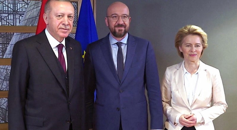 Le Figaro: AB liderlerinin Türkiye ziyaretinde insan hakları ve hukukun üstünlüğü konusunda işleri kolay olmayacak