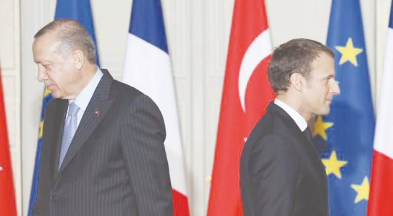 Macron: Fikir ayrılıklarına rağmen Erdoğan'la konuşmaya devam etmeliyiz