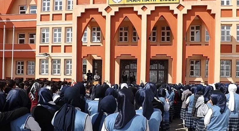 MEB, üç büyük şehirde 184 imam hatip lisesini "nitelikli okul" seçti