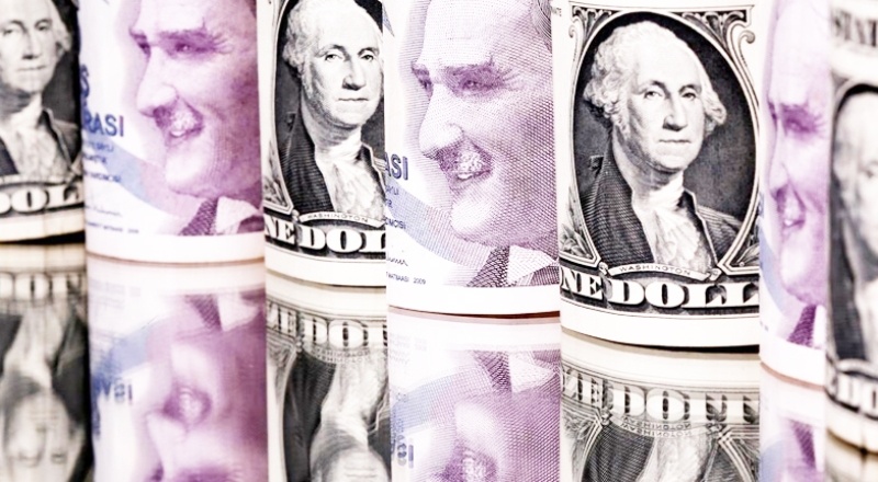 Merkez Bankası'nın faiz artırımı kararının ardından dolar düşüşe geçti