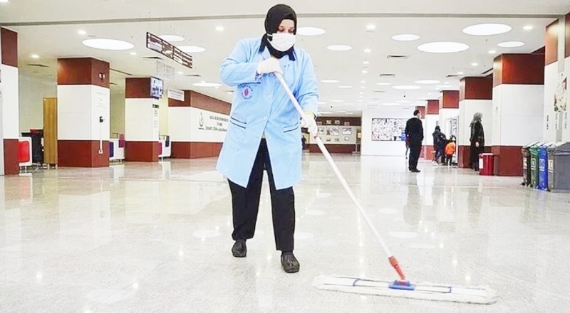 Okullarda temizlik personeli yetersiz kaldı