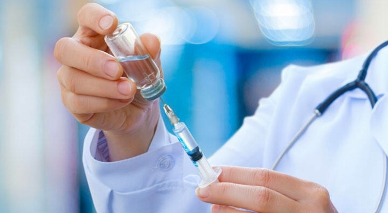 Prof. Dr. Müftüoğlu: Salgını kontrol altına alabilmek için elimizde aşıdan daha etkili bir çözüm halen yok