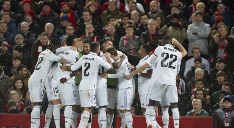 Real Madrid, deplasmanda Liverpool'u 5-2 mağlup etti