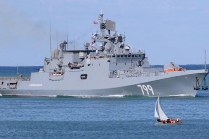 Rusya, bölgeye savaş gemileri gönderiyor