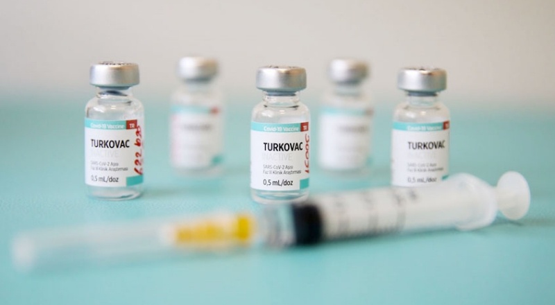 Sağlık Bakanı Koca: Yerli Covid-19 aşısı TURKOVAC acil kullanım onayı aldı
