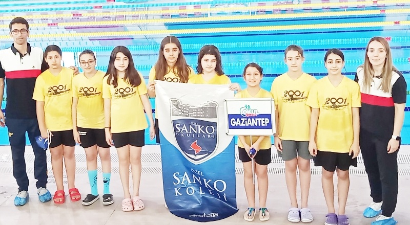 SANKO Okulları öğrencileri yüzmede 12 madalya kazandı