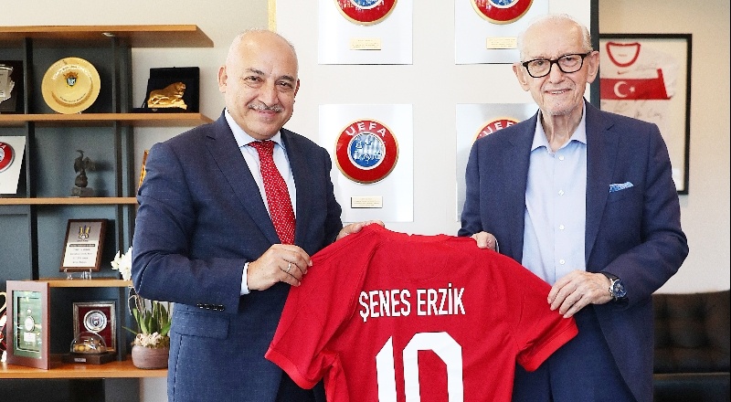 Şenes Erzik, ve Galatasaray’dan Başkan Mehmet Büyükekşi'yi ziyaret etti