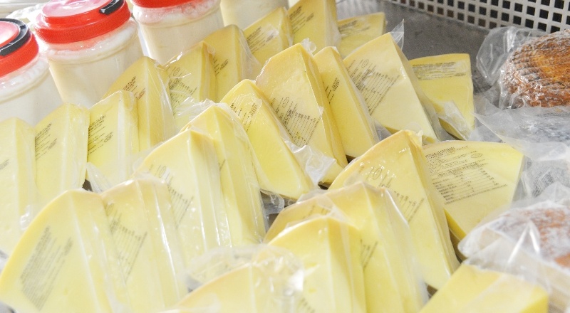 Taklit- tağşiş peynire bitkisel yağ, yoğurda kıvam için nişasta katılıyor