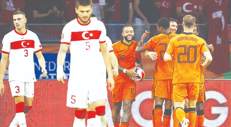 Türkiye, Hollanda’ya 6-1 yenildi!