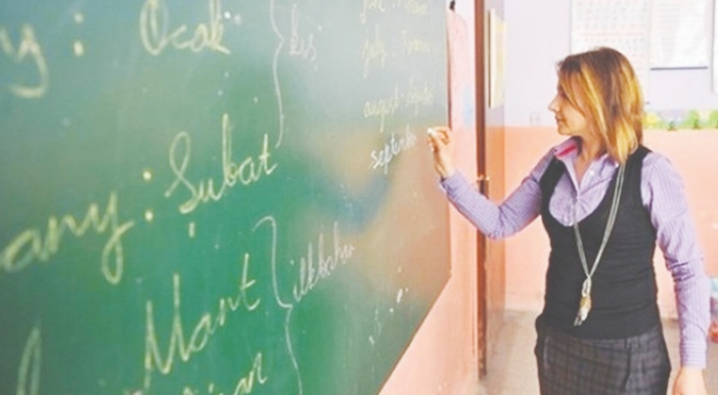Türkiye'de 10 öğretmenden 6’sı kadınken 10 eğitim yöneticisinin 8’i erkek