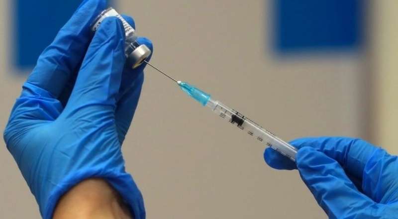Türkiye'de Kovid-19 aşısının birinci dozu uygulanan kişi sayısı 30 milyonu aştı