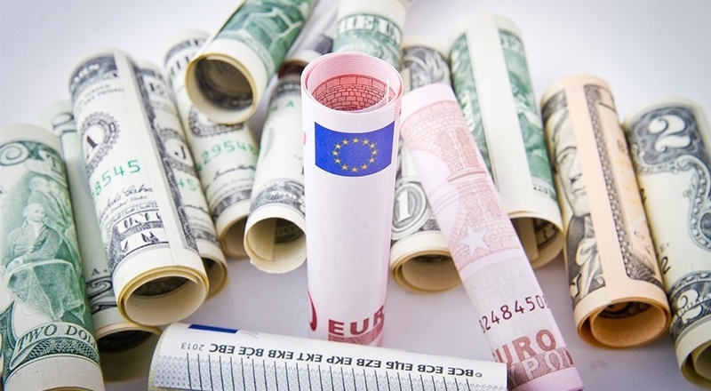 Yeni sıkılaştırma adımları izleniyor: Dolar 7,48, Euro 8,89 seviyesinde